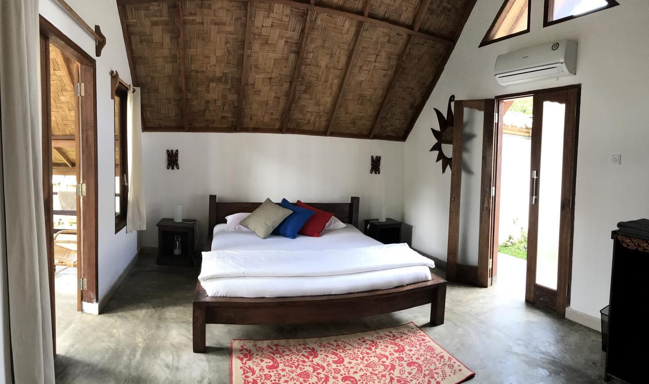 Villa Paradise Bukit Lawang Exterior photo